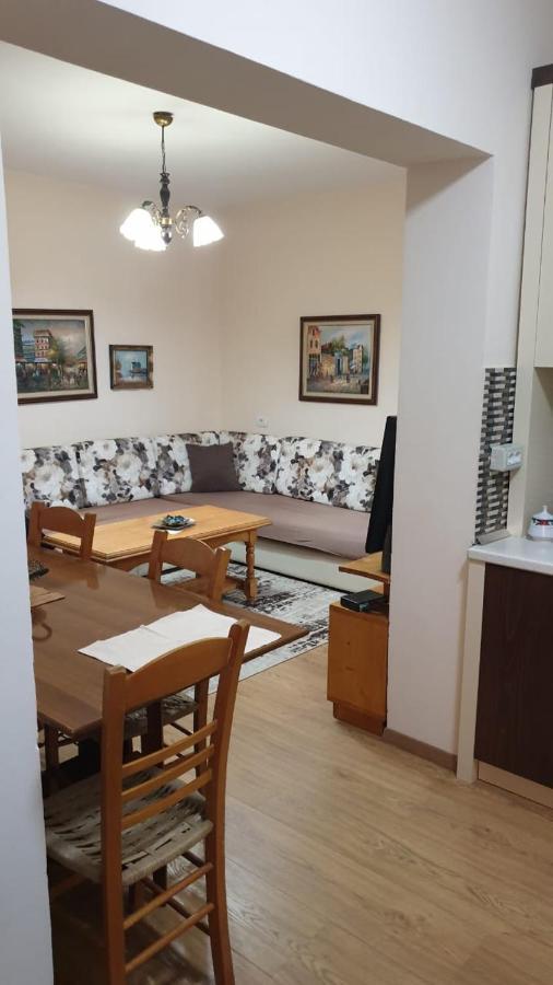 Valentina'S Apartment Тирана Экстерьер фото